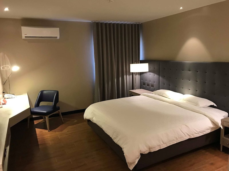 Subic Bay Travelers Hotel & Event Center, Olongapo, Philippines