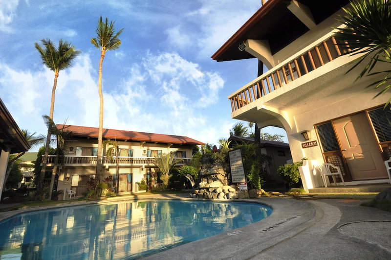 The Coral Beach Club, Lian, Philippinen