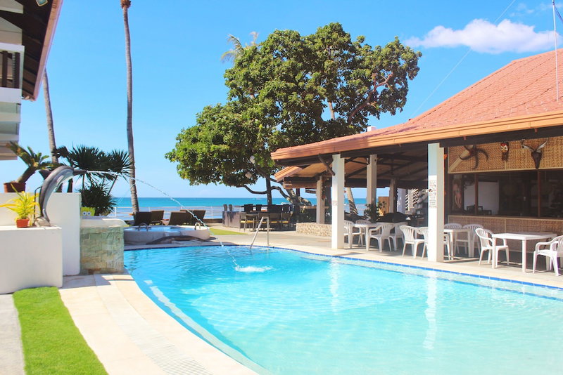 The Coral Beach Club, Lian, Philippinen