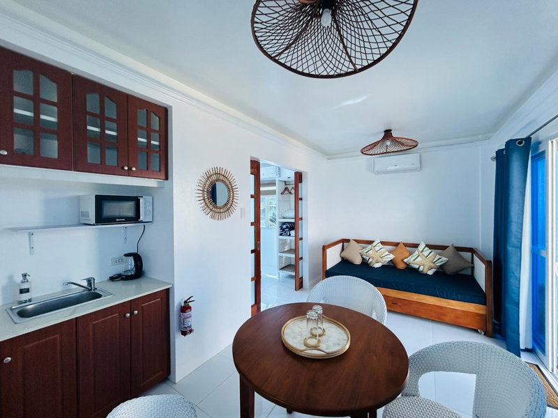 1888 Beach Resort, Ayuquitan Viejo, Philippinen