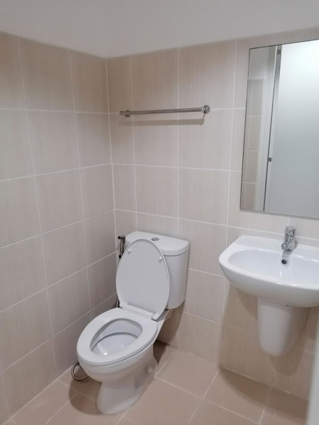 Roxas Blvd Stunning Studio Condo Near US Embassy, Manila, Philippines
