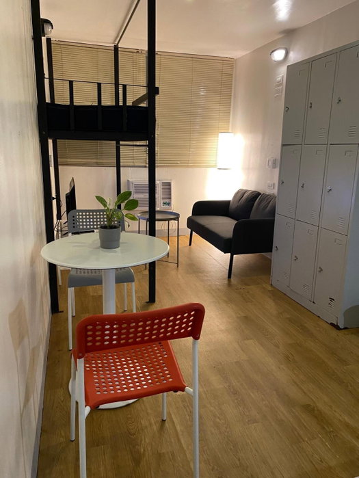 Burgos Hub Hostel, Manila, Philippines