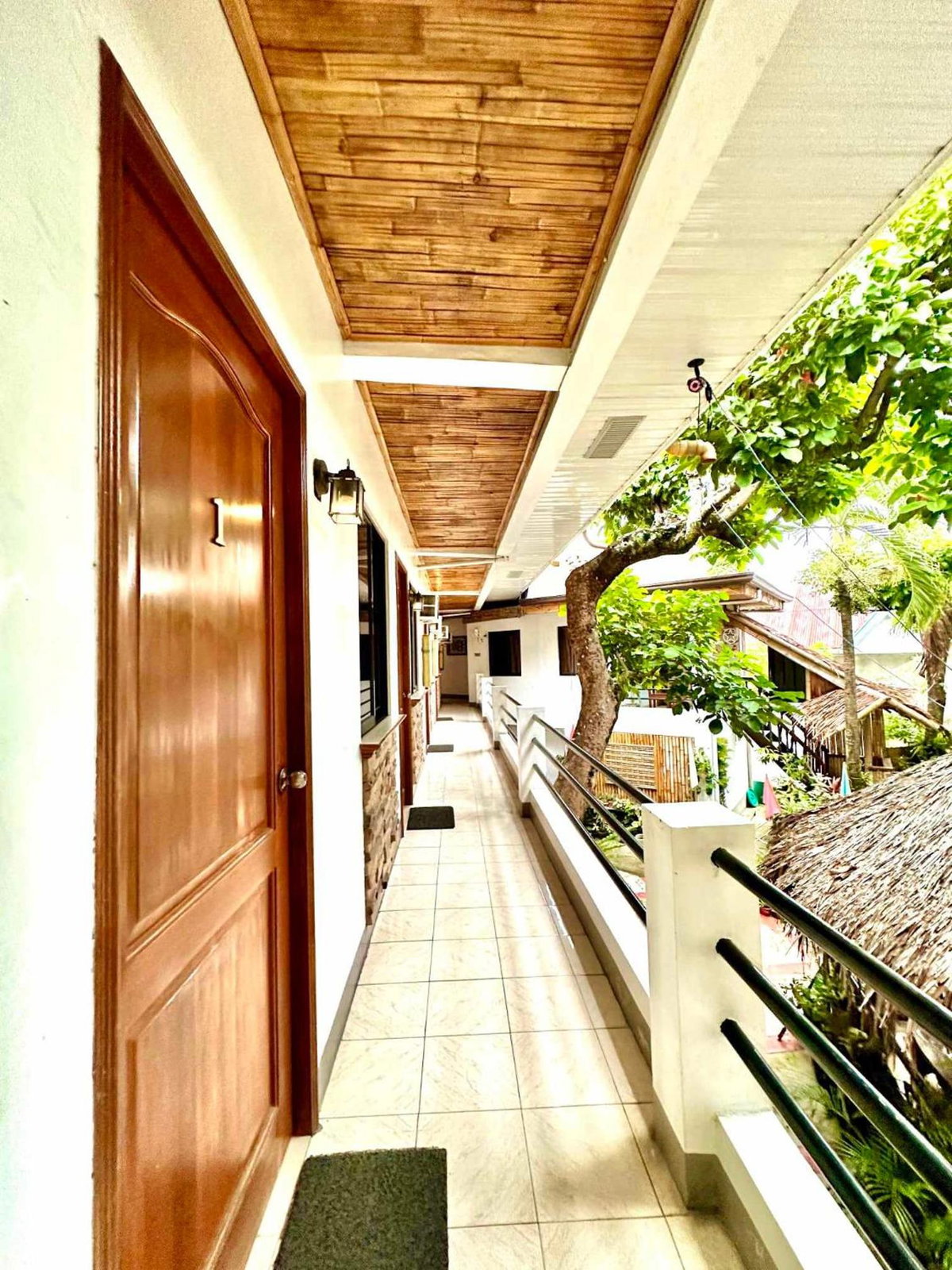Hotel · Papierus Pensionne, Kalibo (poblacion)