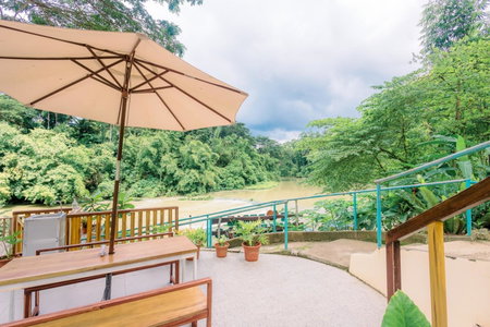 Busai Dream Falls Resort, Loboc, Philippines