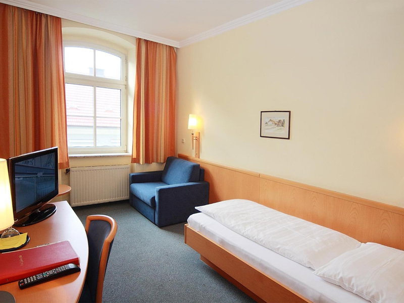 Hotel Goldener Adler, Linz, Austria