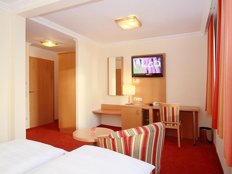 Hotel Goldener Adler, Linz, Austria