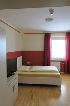 Hotel Restaurant Böck "Roter Hahn", Sankt Poelten, Austria