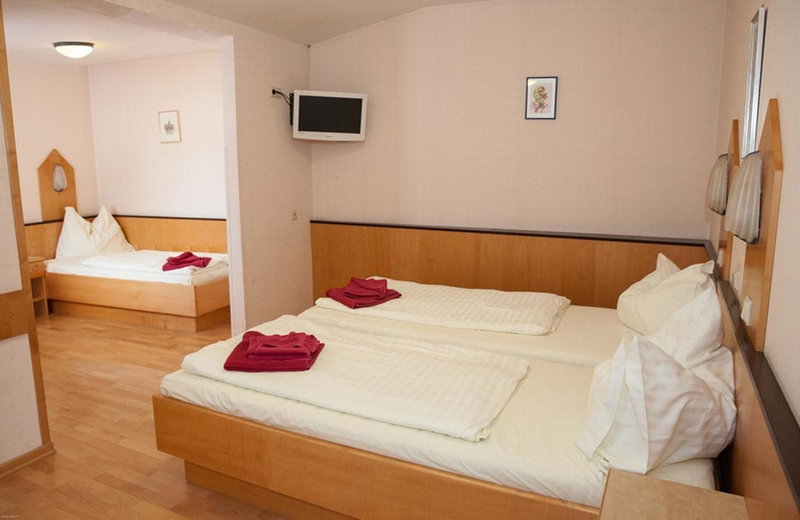 Gasthof Roderich Hotel, Langenzersdorf, Austria
