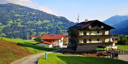 Pension Gemshorn, Hainzenberg, Austria