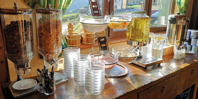 Pension Gemshorn, Hainzenberg, Austria