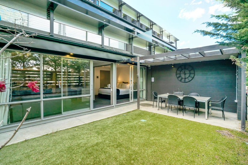 Central Location - Contemporary 2 Bedroom Aptm, Queenstown, New Zealand
