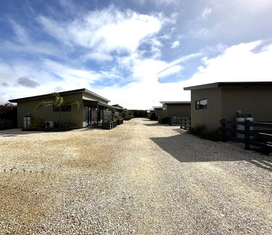 Country Retreats on Ranzau 8, Hope, New Zealand