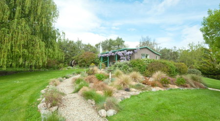 Waterwheel Cottage, Upper Moutere, New Zealand