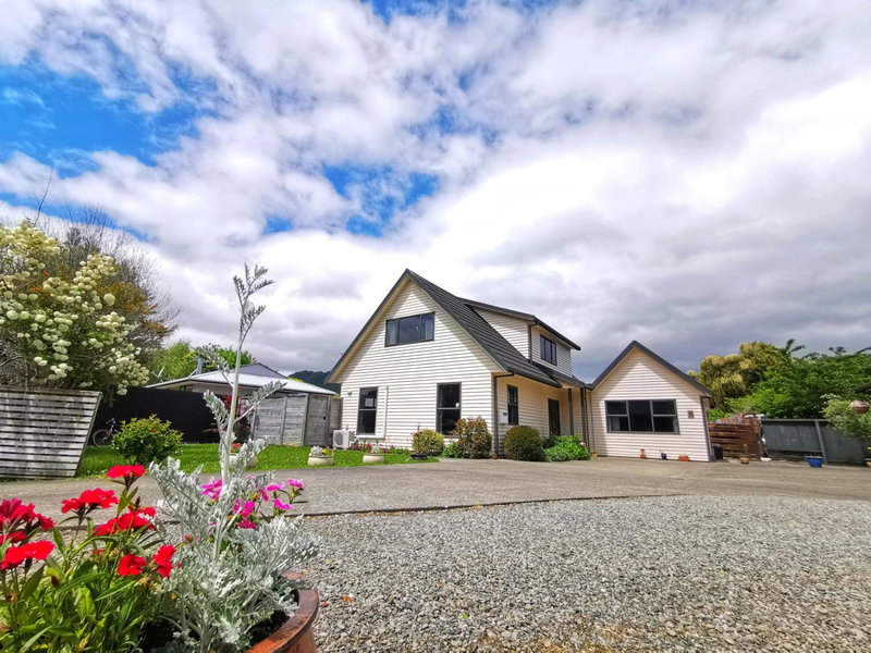 Atarau Grove Studio, Paraparaumu, New Zealand