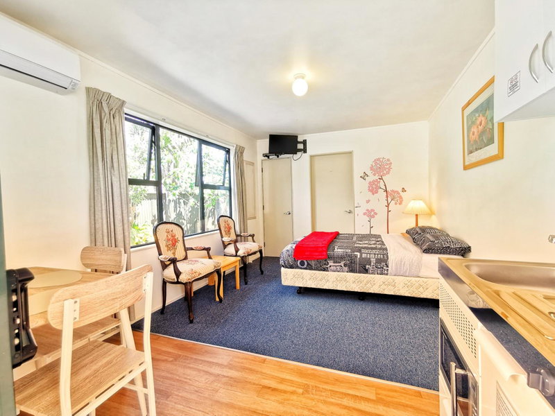 Atarau Grove Studio, Paraparaumu, New Zealand