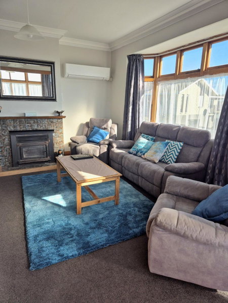 Cosy On Till, Oamaru, New Zealand