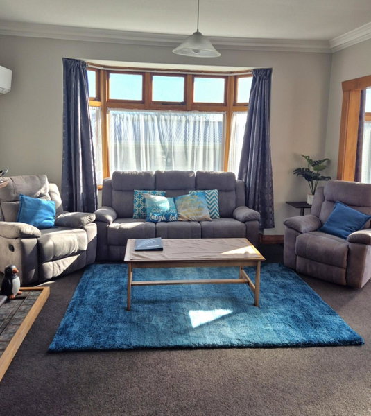 Cosy On Till, Oamaru, New Zealand