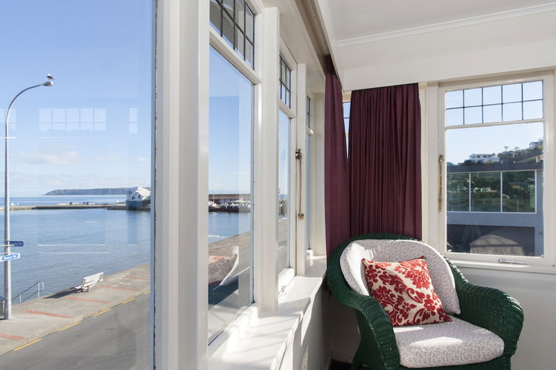 Moana Lodge - Guest House, Porirua, New Zealand