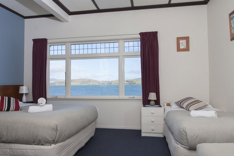 Moana Lodge - Guest House, Porirua, New Zealand