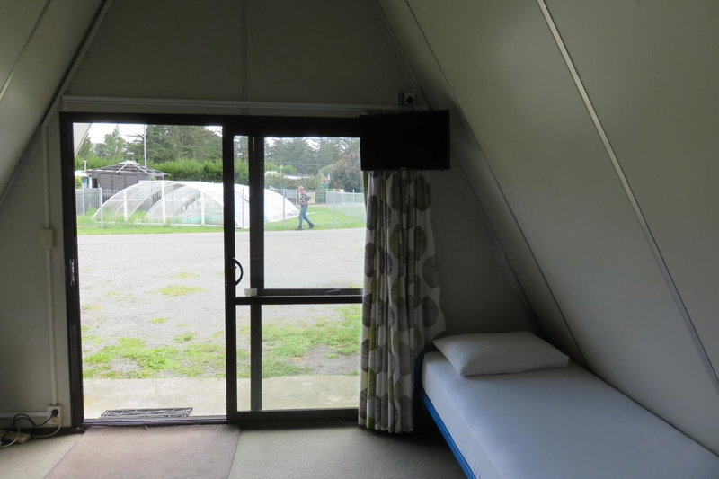 Rangiora Eco Holiday Park, Fernside, New Zealand