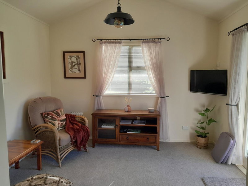 Kuaotunu's Peebles Cottage, Kuaotunu, New Zealand