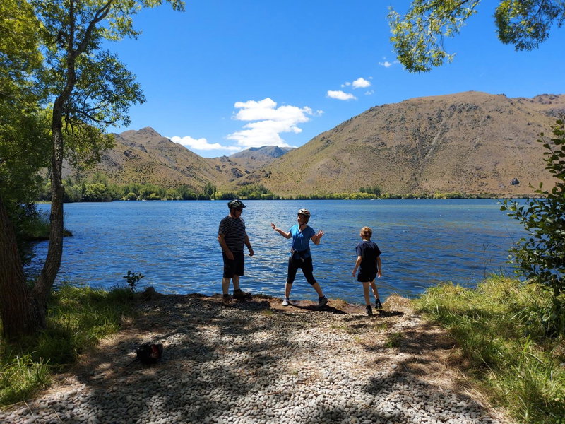 LAKE ESCAPE - Warm quiet and spacious two bedroom Apartment, Otematata, New Zealand