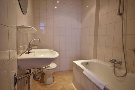 Royal, Deventer, Нидерланды