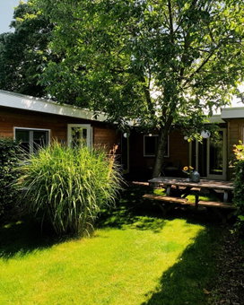 Bed and Breakfast: 'Bij ons Achter', Helvoirt, Нидерланды