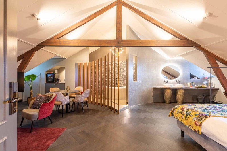 Heuvelsuites, Oosterhout, Países Bajos