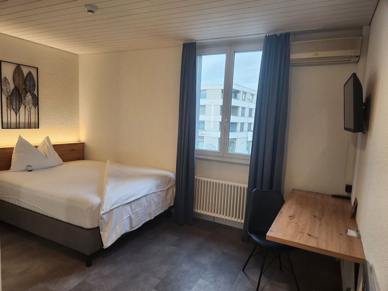 Hotel Baeren, Suhr, Швейцария