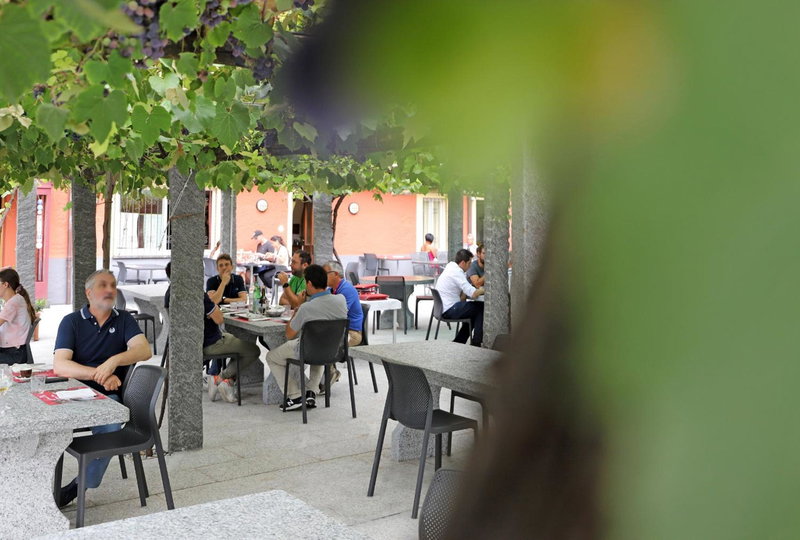 Hotel Ristorante Grotto Serta, Lamone, Suisse