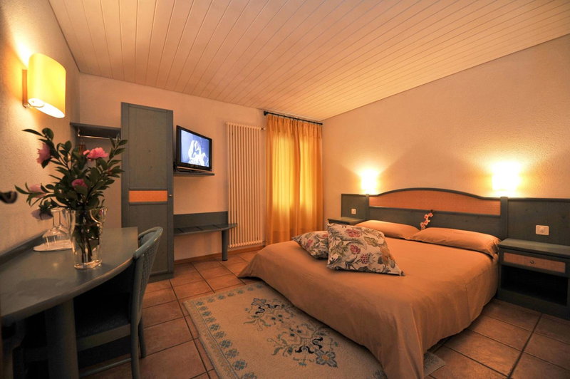 Hotel Ristorante Grotto Serta, Lamone, Suisse