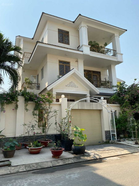 House for rent in Ho Chi Minh City, Vietnam · Binh Thanh District · 1 room, 1 bath