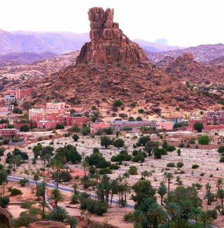 Azur Tafraout, Tafraoute, Марокко