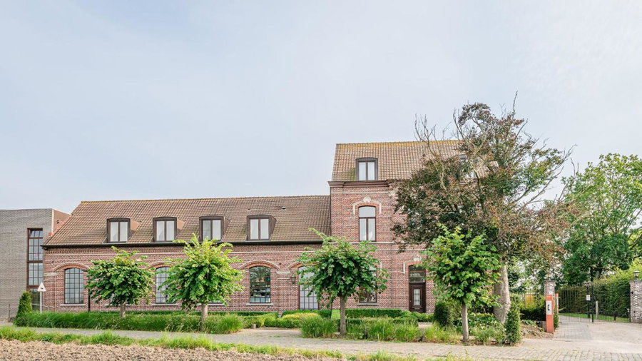 Hotel De Pupiter, Kluisbergen, Bélgica