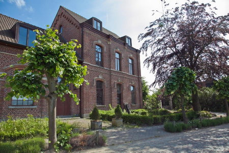 Hotel De Pupiter, Kluisbergen, Bélgica