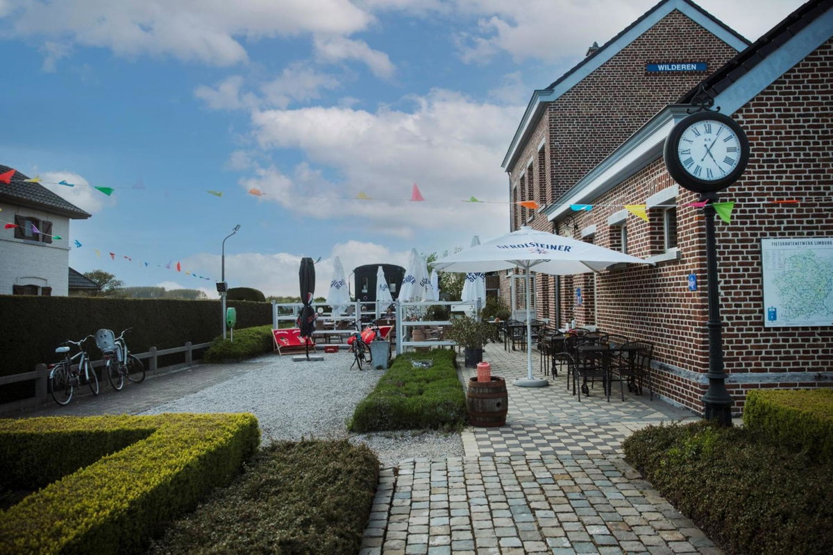 Hotel · Gasthof De Statie, Wilderen