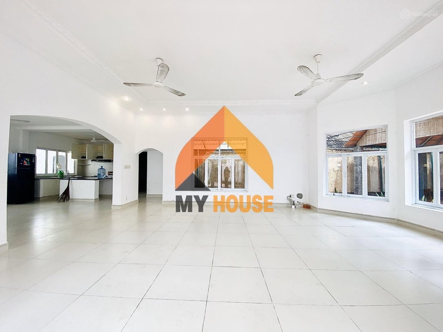 House for rent in Ho Chi Minh, Vietnam · District 2 · 4 rooms, 3 baths