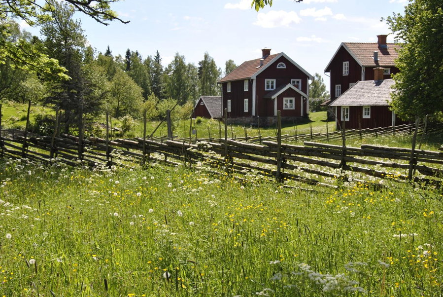 Åsens By, Haurida, Sweden