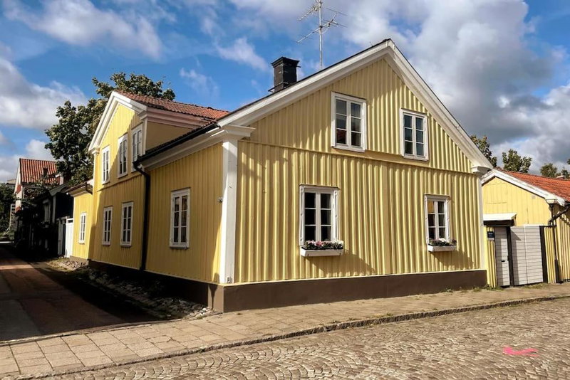 Central lägenhet i 1700-talshus, Västervik, Sweden