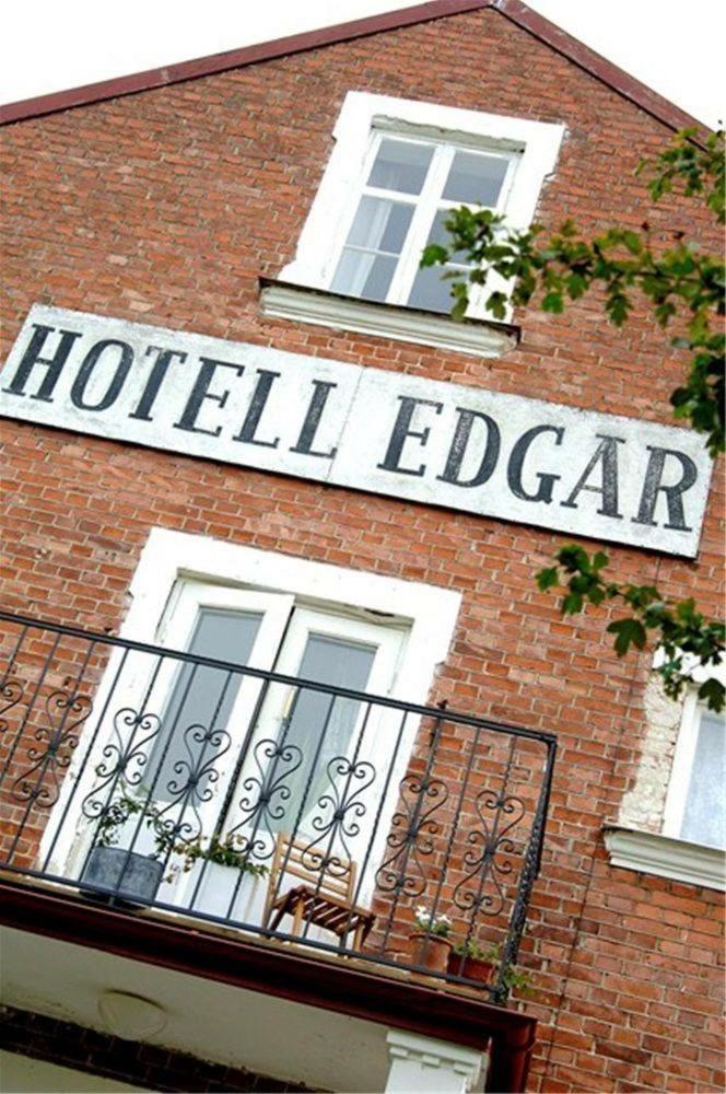 Hotell Edgar, Sweden