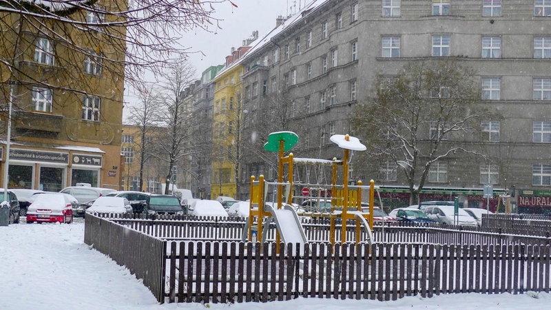 Flying Bed Apartment close to Prague Castle and Airport, Prague, Czechia
