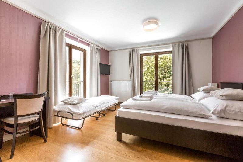 Hotel Mandát, Hradištko, Czechia