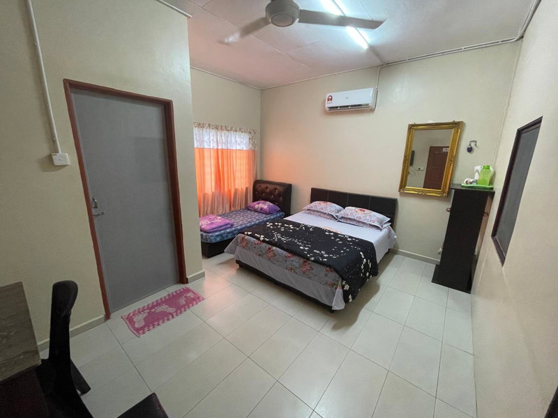 Ikhlas Roomstay, Alor Gajah, Malaysia