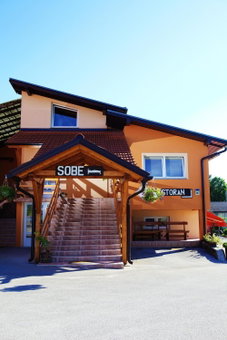 Bed and Breakfast Restaurant DP, Donji Zvečaj, Croacia
