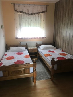 Apartments Renata, Smoljanac, Croatia
