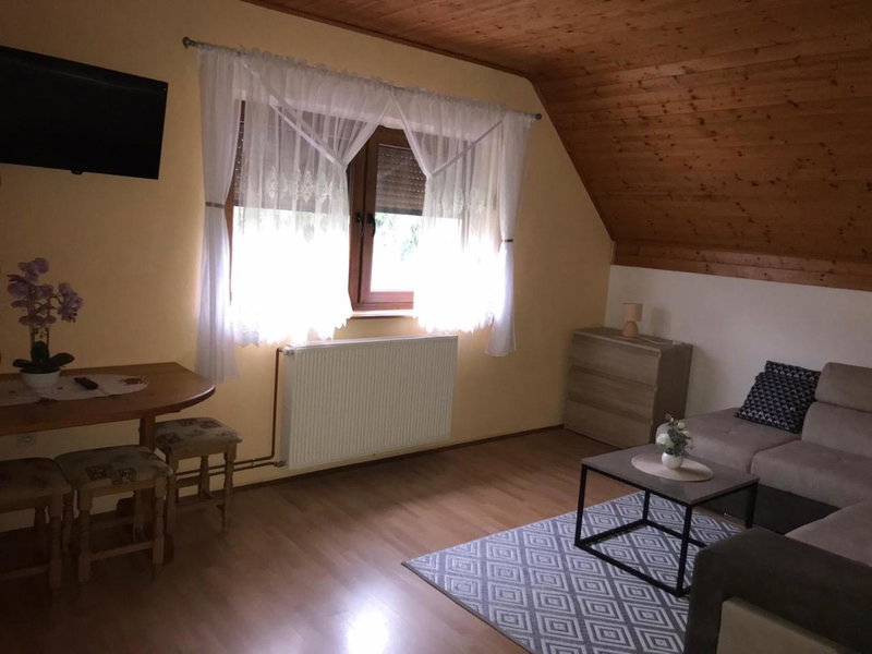 Apartments Renata, Smoljanac, Croatia