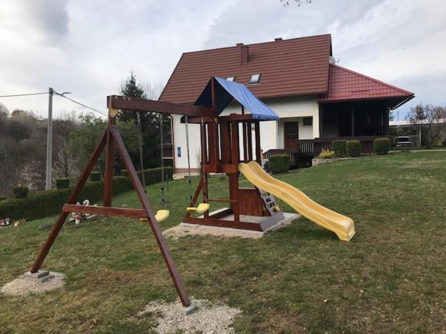 Apartments Renata, Smoljanac, Croatia