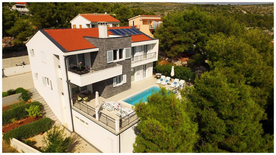Apartments Nika, Primošten, Croacia