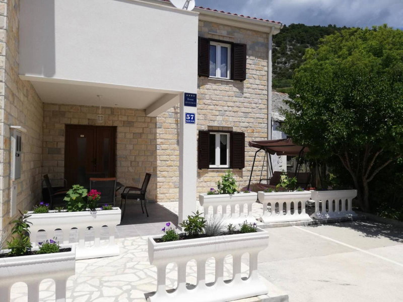 Apartments Tonka, Bol, Croatia